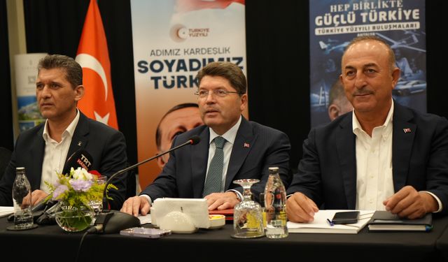 Adalet Bakanı Tunç Antalya'da avukatlarla buluştu.... Bakan Tunç'tan yargıda yapar zeka dönemi müjdesi