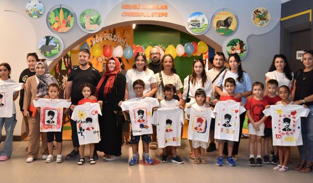 Antalya Bilim Merkezi’nde 30 Ağustos coşkusu çocuklarla kutlandı