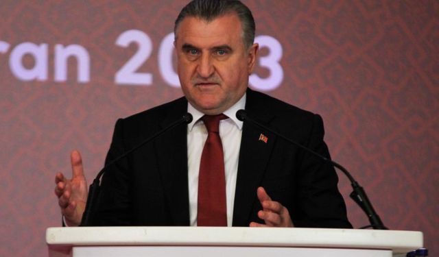 GSB yurtlarındaki olayın ardından Bakan Bak'tan öğrencilere söz!