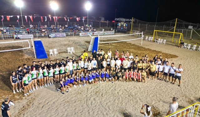 Manavgat Belediyesi plaj voleybolu halk turnuvası başladı