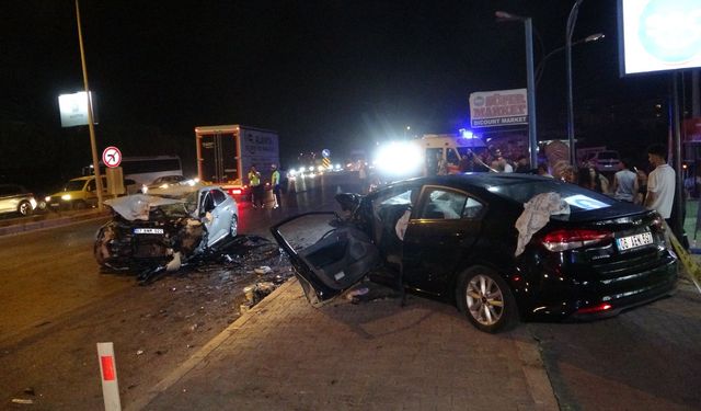 Manavgat’ta feci kaza... 2 ölü, 2 yaralı
