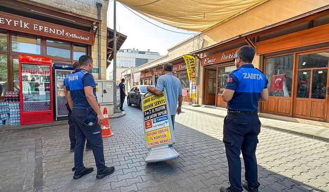 Tarsus’ta kaldırım işgaline geçit yok
