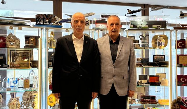 TES-İŞ yönetimi, Türk-İş Genel Başkanı Atalay’ı ziyaret etti