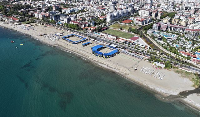 Alanya Belediyesi’nden ücretsiz plaj voleybolu etkinliği ve halk turnuvası