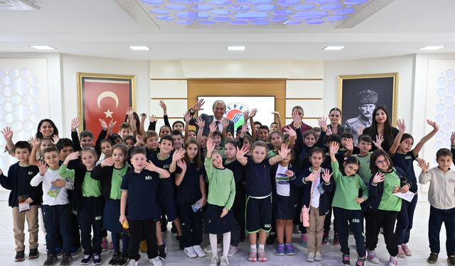 Kepez Belediyesi’nin kapıları çocuklara açıldı