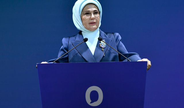 Emine Erdoğan: “Ülkeler sorumluluk almalı elini taşın altına koymalı”