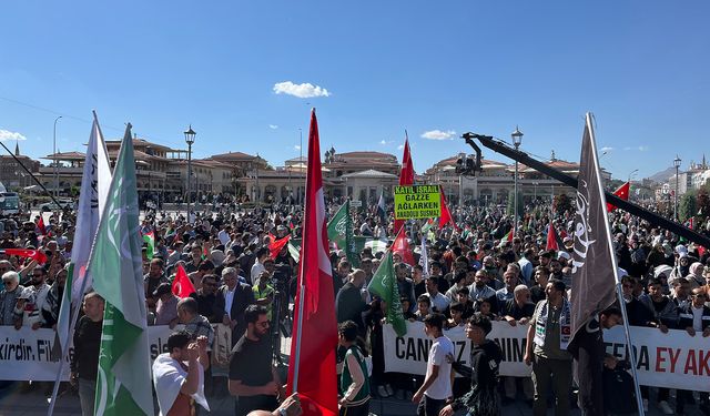 Konya'da 'Gazze İçin Kararlılık Yürüyüşü' düzenlendi