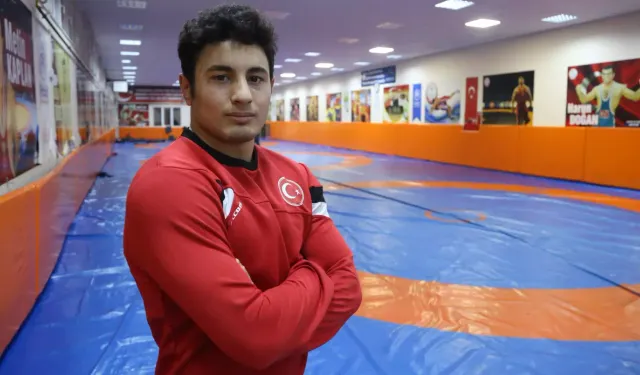 U23 Dünya Güreş Şampiyonası’nda Muhammed Halit Ozmuş finale adını yazdırdı