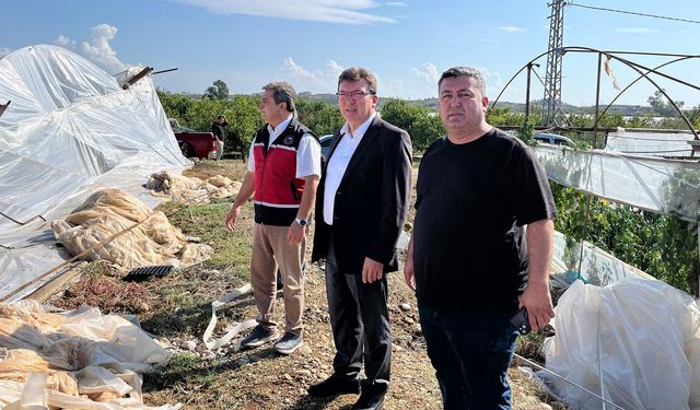 Yağmur ve rüzgardan zarar gören seralarda hasar tespiti