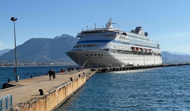 Alanya'da kruvaziyer turizmi, pandemi çöküşünden sonra 4 yılda toparlandı