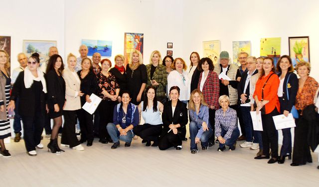 Antalya'da 'umut ışığı' sergisi