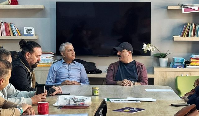 Başkan Kotan ilkokul ziyaretinde öğrencilerle buluştu