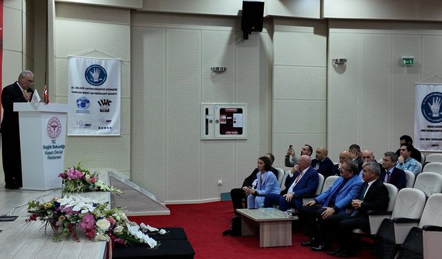 Kepez Devlet Hastanesi’nde El Bileği Artroskopisi Kongresi düzenlendi
