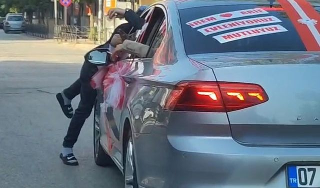 Gelin aracının önünü kesti, 50 TL aldı, beğenmedi