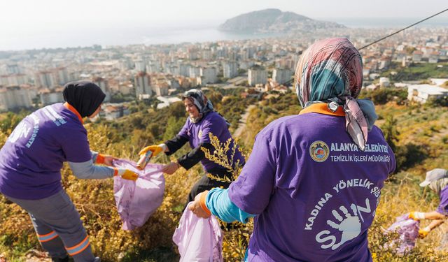 Kadın personeller şiddete karşı farkındalık oluşturdu