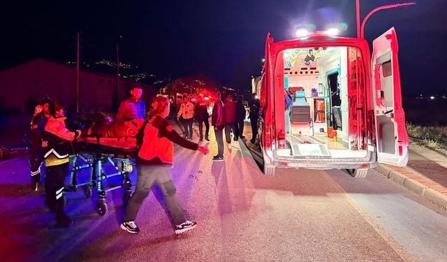 Kaza yapan motosikletin sürücüsünün hayati tehlikesi devam ediyor