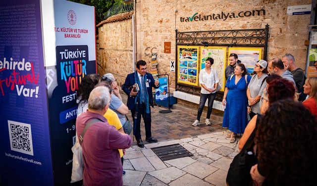 Antalya Kültür Yolu Festivali’nde coşku hız kesmiyor