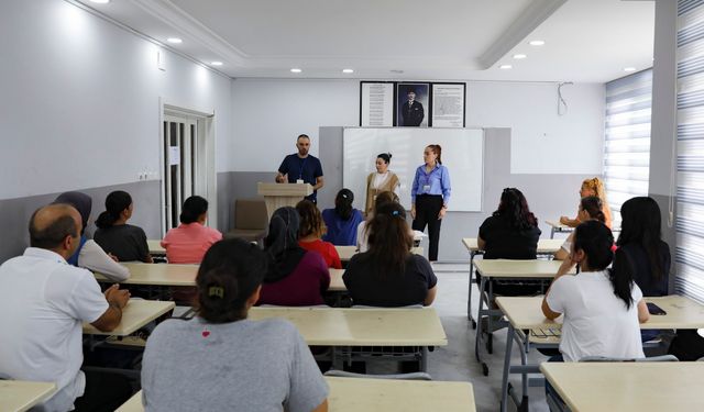 Mersin Büyükşehir Belediyesi’nden velilere farkındalık eğitimi verildi