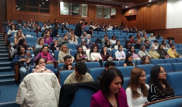 Muğla Sıtkı Koçman Üniversitesi'nde Prematüre Bebeklerin Yaşam Yolculuğu paneli düzenlendi