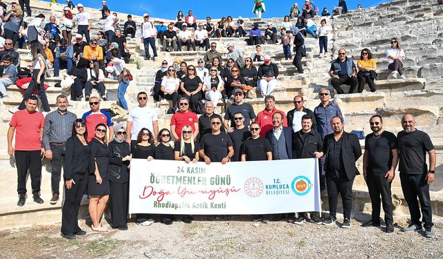 Kumluca Belediyesi öğretmenlerin öğretmenler gününü kutladı