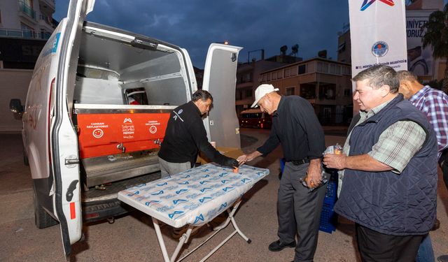 ‘1 Ekmek 1 Çorba’ projesi bu kış da Mersin’in içini ısıtıyor