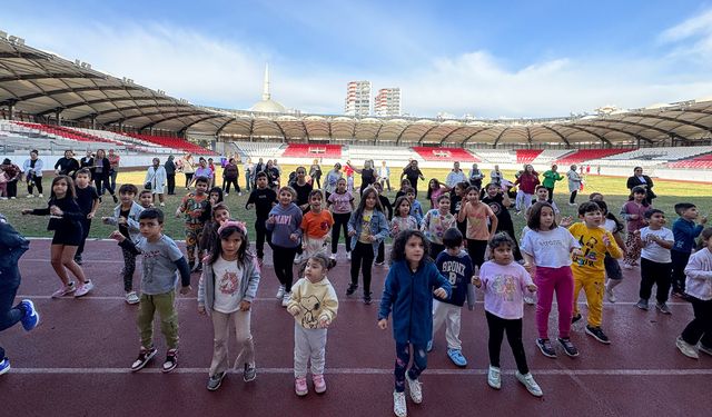 Tarsus’ta çocuklara özel etkinlik