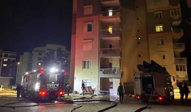 Yangında ev kullanılamaz hale geldi, sahibi yaralandı