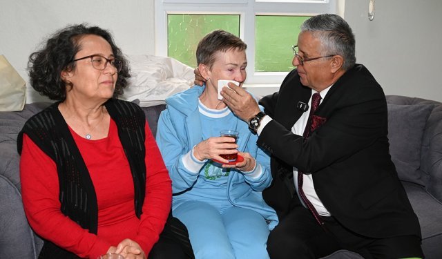 Başkan Topaloğlu engelli bireylerin yeni yılını kutladı