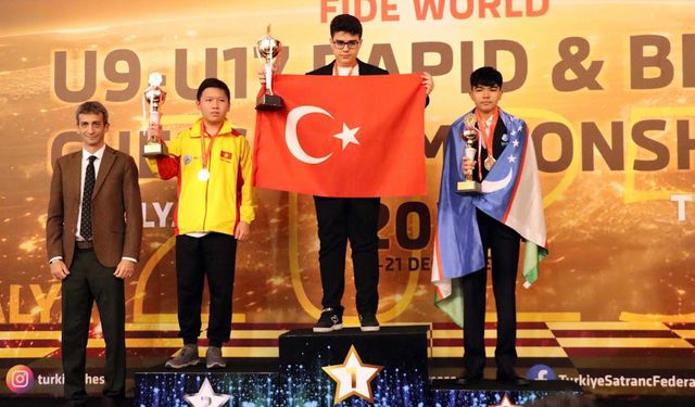 Dünya Satranç Turnuvası'nda Türk satranççılardan tarihi başarı
