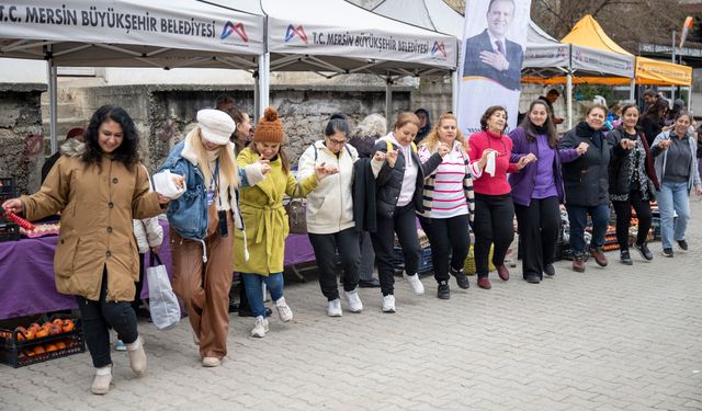 Mersin Büyükşehir Belediyesi kadın emeklerini sergiledi