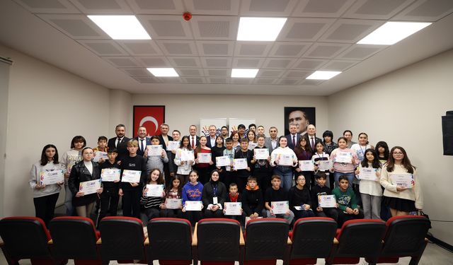 Mersin meclisini çocuklar yönetti
