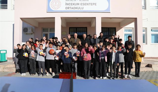 Antalya’da belediye kampanyaya katılanları ödüllendirdi