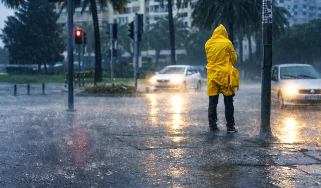 Antalya’da yaşayanlar hafta sonuna dikkat! Antalya’da yağışlar devam edecek