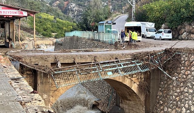 Mersin'deki sel felaketinin boyutu gün geçtikçe büyüyor