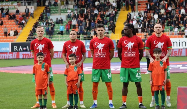 Kocaelispor’u deviren Alanyaspor bayrama erken girdi 5-0