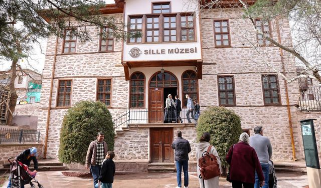 Konya’nın tarihi Selçuklu mekanları bayram tatilinde ziyaretçi akınına uğradı