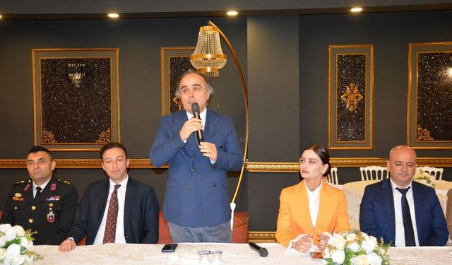 Korkuteli’de protokol bayramlaştı