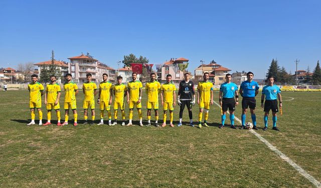 Lider Korkuteli’nin rakibi Kaş Kınık sahaya çıkmadı