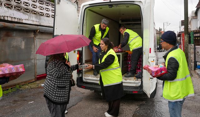 Mersin’de Tarsus’ta bayram sofrası evlere taşınd