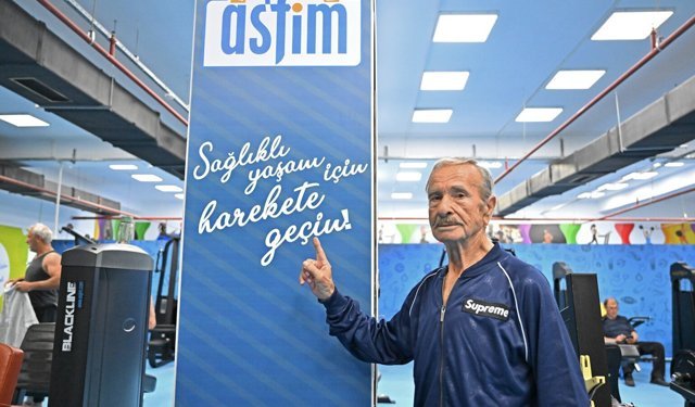 Antalya’daki 86 yaşındaki ‘Süper dede’ hayran bıraktı