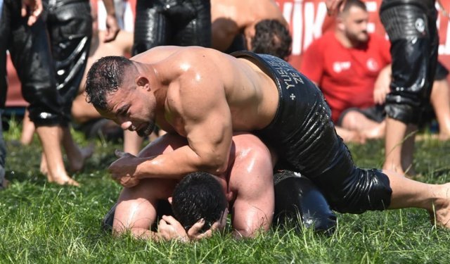 2026 Şahinbey Güreşlerinde 2. Tur sona erdi... İşte kazananlar