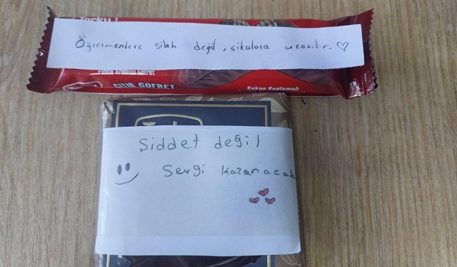 Okul baskınlarının ardından Antalya’dan umut veren kare! Endişeyle girilen okulda gözleri dolduran an