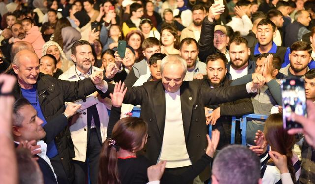 Romanlar Gecesi Antalya’yı renklendirdi