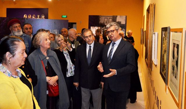 Şakir Paşa ailesi sergisi Antalya'da büyük ilgi topladı