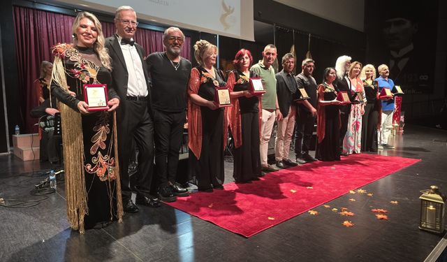 Antalya'da Ustalara Saygı Gecesi’nde nostalji rüzgarı esti