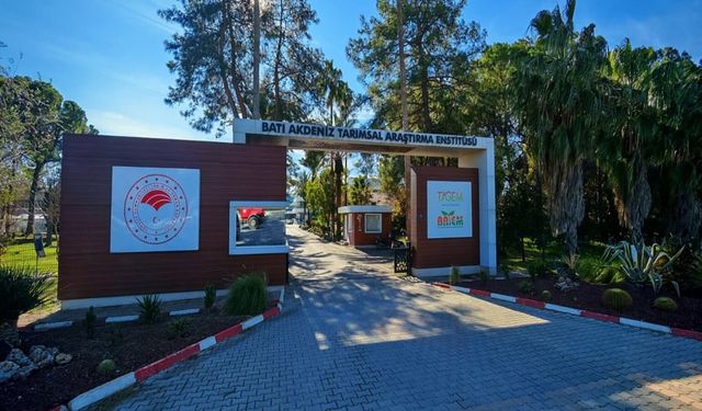 Antalya’da acı tablo! Antalya’nın verimli topraklarına beton dökülüyor