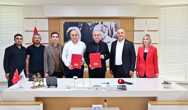 Kepez’in beklediği semt evi için imzalar atıldı