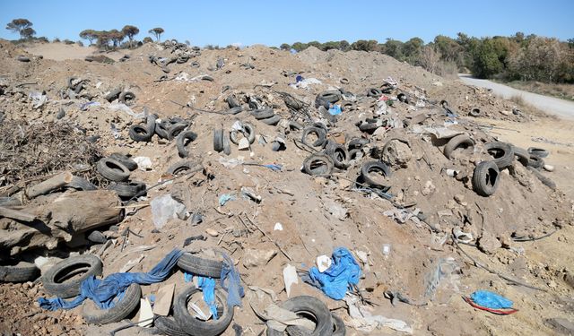 Kumköy sahilindeki bin 500 lağım çukuruna suç duyurusu