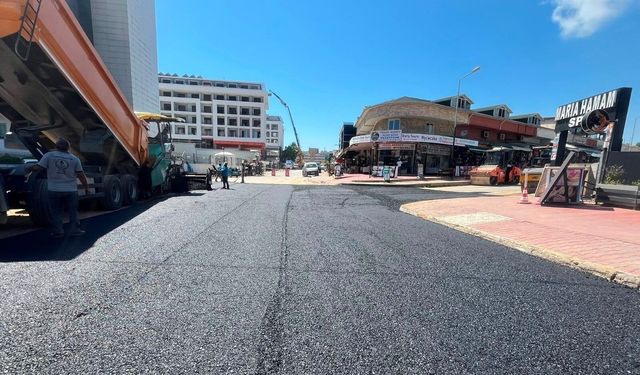 Alanya’da yollar baştan sona yenilendi
