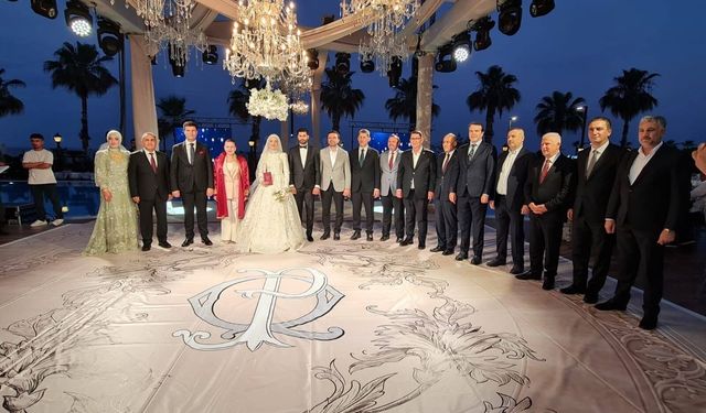 Antalya bu düğünü konuştu